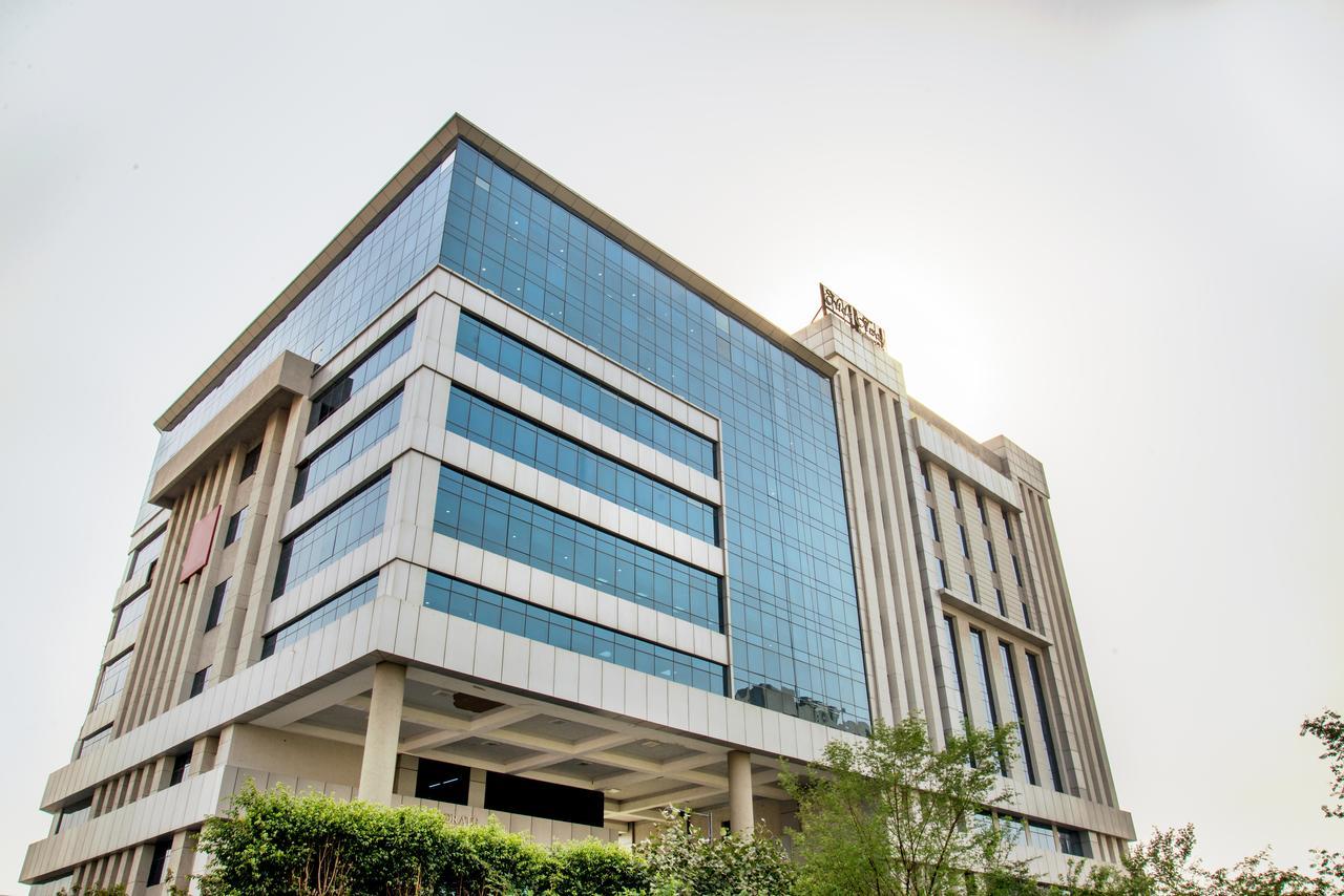 Hide Away Suites Noida Zewnętrze zdjęcie